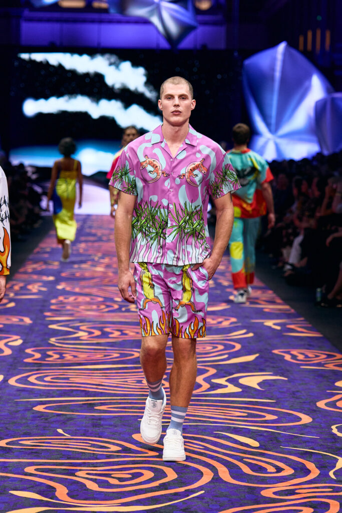2025 Back In Blak Melbourne fashion Festival runway taken by Melbourne fashion photographer Aidan McCorry chromatic times