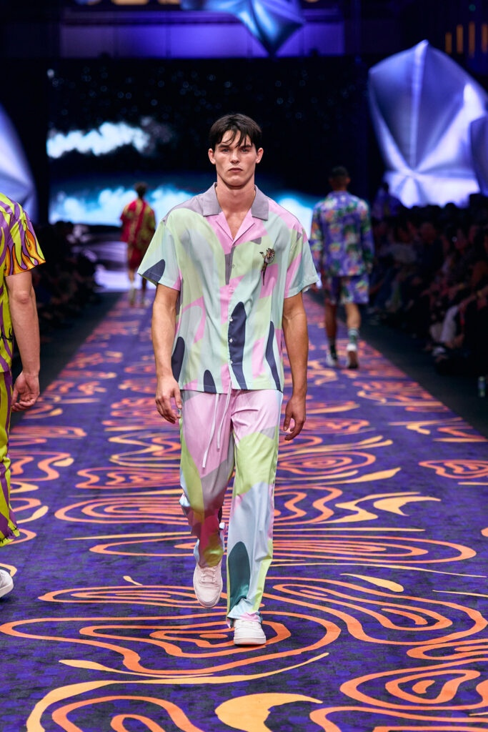 2025 Back In Blak Melbourne fashion Festival runway taken by Melbourne fashion photographer Aidan McCorry chromatic times