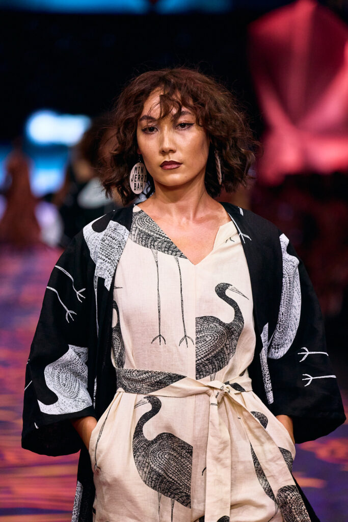 2025 Back In Blak Melbourne fashion Festival runway taken by Melbourne fashion photographer Aidan McCorry chromatic times