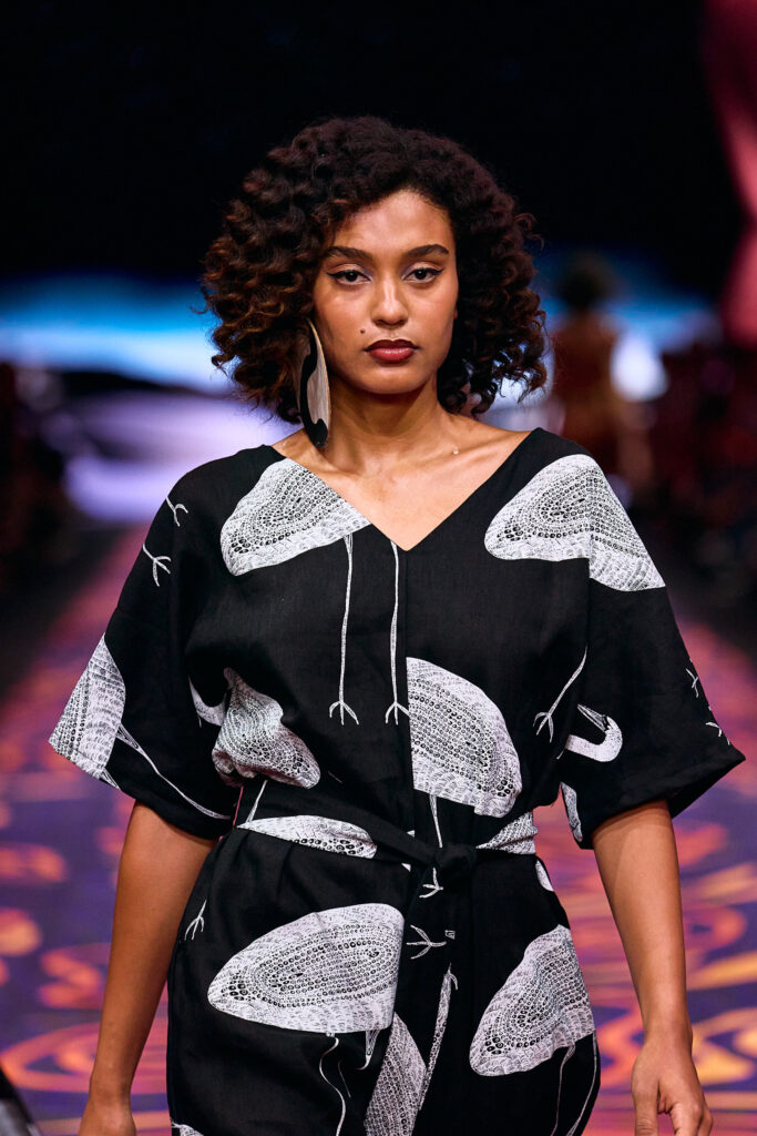 2025 Back In Blak Melbourne fashion Festival runway taken by Melbourne fashion photographer Aidan McCorry chromatic times